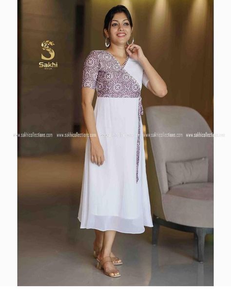 Kurtha Designs Latest, Frock For Teens, Simple Frock, Frock Models, Simple Kurti, Simple Frock Design, Latest Blouse Designs Pattern, Simple Frocks, Casual Frocks