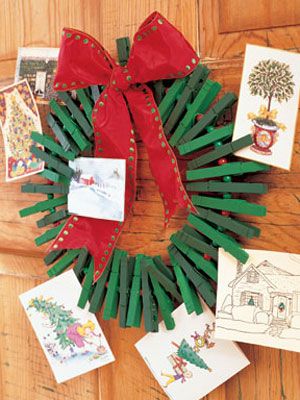 For next year's Christmas cards or maybe a modified version for birthdays or other holidays. Christmas Card Holder Wreath, Greeting Card Holder, Christmas Card Display, Clothes Pin Wreath, Holiday Crafts For Kids, Diy Christmas Cards, Primitive Christmas, Noel Christmas, Clothespins