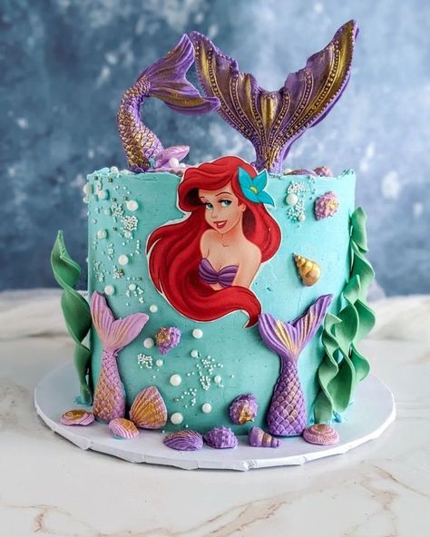 Cupcakes Princesas, Little Mermaid Birthday Cake, Belated Happy Birthday, Cinderella Cake Topper, Art Birthday Cake, Ariel Cake, Wedding Cake Pearls, Little Mermaid Cakes, Mermaid Birthday Cakes