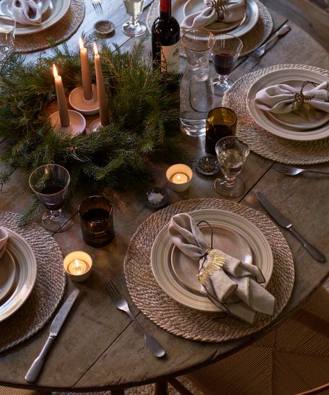 Christmas table decor ideas: 29 festive tablescapes | Homes & Gardens Table Dressing Ideas, Christmas Table Decor Ideas, Summer Centerpieces, Dressing Ideas, Table Dressing, Christmas Table Decor, Green Glassware, Table Decor Ideas, Wicker Table