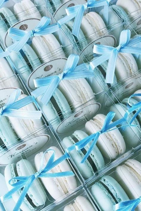 Blue Party Favor Ideas, Something Blue Favors, Light Blue Wedding Favors, Blue And White Macarons, Blue And White Party Aesthetic, Dusty Blue Wedding Favors, White And Blue Wedding Invitations, Blue And White Desserts, Bridal Shower Blue And White