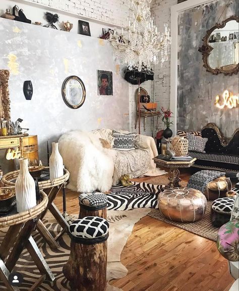 Eclectic Decor Inspiration, Future Interior Design, Bohemian Living Rooms, Eclectic Interior, Eclectic Home, Dream Decor, Eclectic Decor, Living Room Inspiration, Home Decor Bedroom