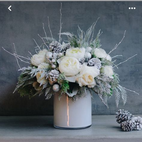 White Christmas Floral Centerpieces, Christmas Fake Flower Arrangements, Corporate Christmas Party Ideas, Xmas Arrangements, December Snow, Winter Flower Arrangements, Christmas Planter, Holiday Floral Arrangements, Winter Floral Arrangements