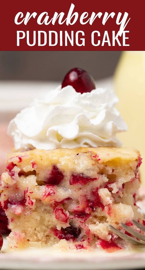 Berry Pudding Cake, Cranberry Cherry Bread Pudding, Cranberry Poke Cake Recipes, Christmas Cranberry Poke Cake, Cranberry Poke Cake, Cranberry Deserts, Cranberry Sauce Cake, Christmas Pudding Ideas, Cranberry Cake Recipes