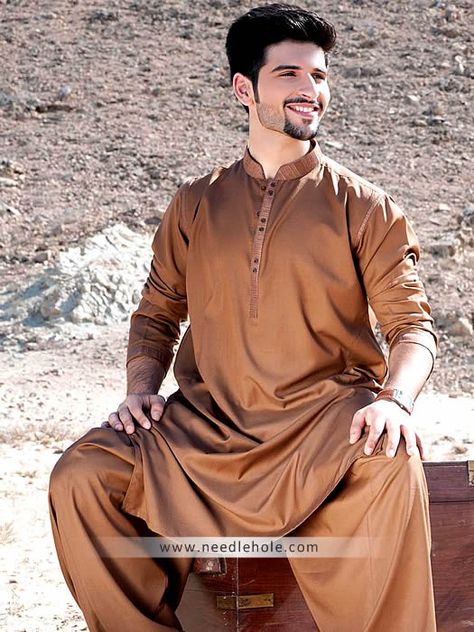 Embroidered kurta shalwar suits for men and boys by hsy Sarfaraz Khan, Dramatic Clothes, Sohail Khan, Pathani Suit, Shalwar Suit, Arab Men Fashion, Suppliers Wholesale, Boys Kurta Design, Pakistani Kurta