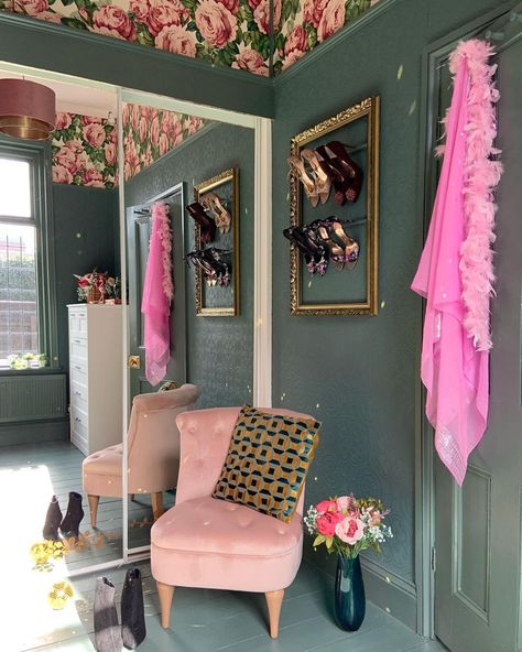 Donna 🌻 Eclectic interiors on Instagram: “It’s been a steady climb; a labour of love, but the DIY dressing room is finished, (except that we are waiting for a blind) The mirrored…” 60s Dressing Room, Eclectic Dressing Room, Diy Dressing Room, Diy Dressing, Eclectic Interior, Labour, Dressing Room, Of Love, Blinds