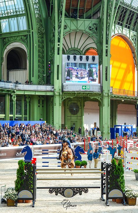 20 Photos That Prove Le Saut Hermès is the Candyland of Horse Shows - The Plaid Horse Magazine Horse Event, Horse Magazine, Horse Jumps, Feel Younger, Horse Show, Kids Watches, Opening Day, Horse Girl, Show Horses