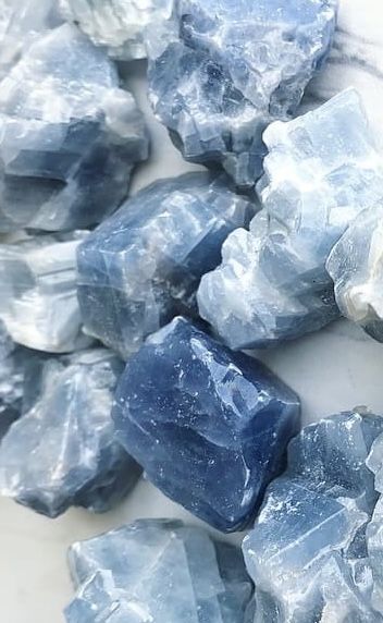 Light Blue Crystal Aesthetic, Blue Crystals Aesthetic, Blue Images, Awesome Backgrounds, August Wallpaper, Crystal Background, Blue Lights, Light Blue Aesthetic, Crystal Aesthetic