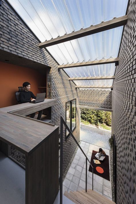 Sendai Mediatheque, Bath House Ideas, Transparent Roof, Bohlin Cywinski Jackson, Sendai Japan, Open Architecture, Roof Architecture, Minimal House Design, Roof Window