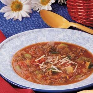 Zucchini Tomato Soup, Beef Broth Soup Recipes, Zucchini Beef, Beef Zucchini, Italian Vegetable Soup, Zucchini Soup Recipes, Low Calorie Soup, Zucchini Tomato, Beef Soup Recipes