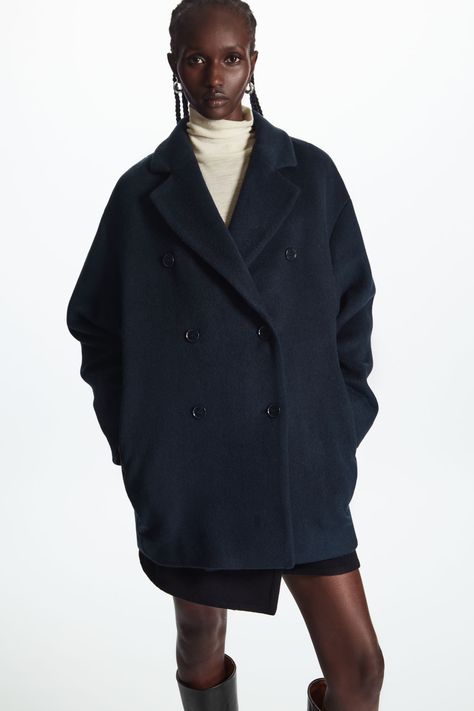 Double Breasted Coat Outfit, Navy Coat Outfit, Style For Short Women, Wool Coat Outfit, Cos Shorts, Outfit Generator, Italian Textiles, Navy Coat, Coat Outfit