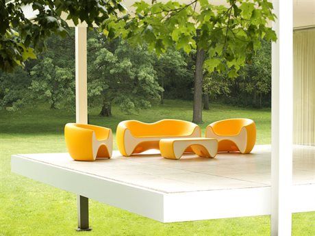 Tonik Tonikids Polyethylene Lounge Set | TOKTNIKDZLNGSET Digital Sketching, Contemporary Outdoor Furniture, Hospitality Furniture, Hotel Lobbies, Karim Rashid, Booth Seating, Futuristic Furniture, Sofa Lounge, Versatile Furniture