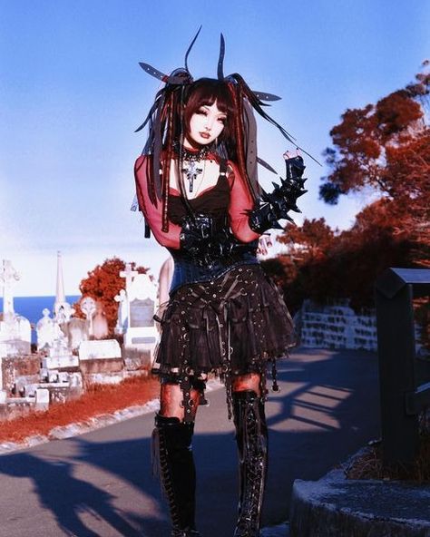 Cybergoth Outfits, Cybergoth Aesthetic, Subculture Fashion, Clothes Game, Goth Core, Goth Outfit, Goth Subculture, Kawaii Fashion Outfits, Alt Fashion