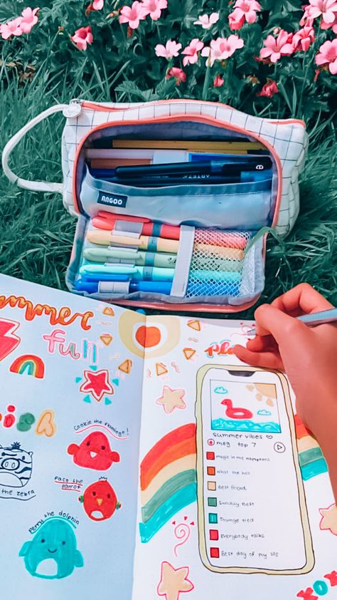 Doodles Preppy, Preppy Journal, Page Doodles, Drawing A Picture, Preppy Art, Preppy Things, Preppy Inspiration, Preppy School, Summer Goals