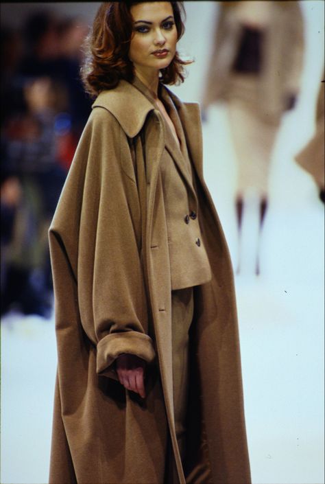 Daniela Pestova, Shalom Harlow, Original Supermodels, Christy Turlington, Mode Inspo, Jil Sander, 90s Fashion, Salvatore Ferragamo, Runway Fashion