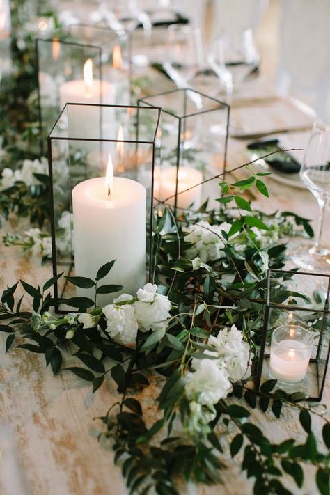 Diy Square Centerpieces, Greenery Table Centerpieces Wedding, Loft Style Wedding Decor, Manor House Wedding Decorations, Romantic Black And White Wedding, Greenery Centerpiece Round Table, September Wedding Centerpieces, September Wedding Ideas, Elegant Wedding Table Decor