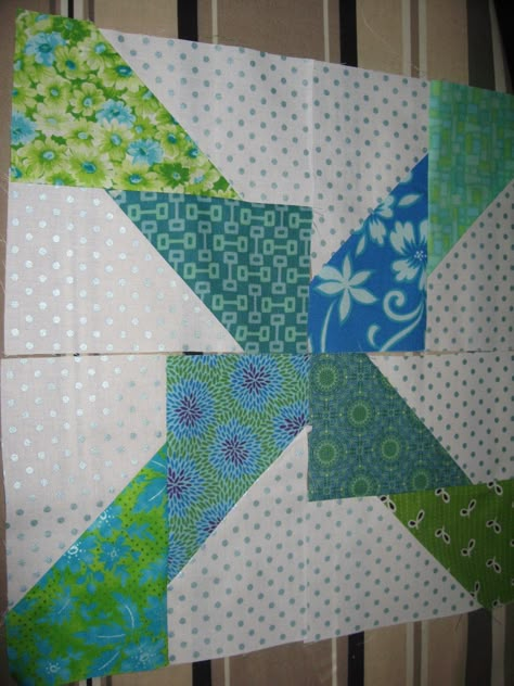 Tree Quilt Block, Kaffe Quilts, Quilting Methods, African American Quilts, Kid Quilts, Simple Machine, Quilt Techniques, Quilt Block Ideas, Charity Quilts