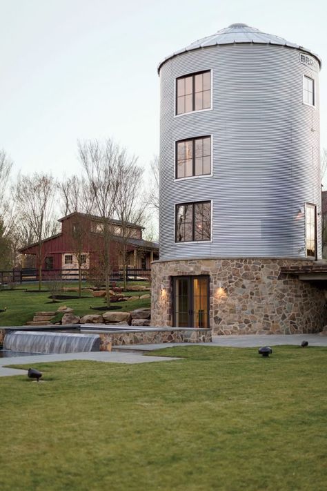 Tour this one-of-a-kind weekend escape Grain Bin House, Silo House, Round Building, Quonset Hut, Grain Silo, Unusual Homes, Casas Coloniales, Magnolia Market, Weekend Escape