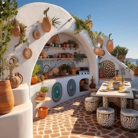 Bohemian House Exterior, Boho Exterior House, Spanish Style Home Decor, Boho Home Exterior, Boho House Exterior, Bohemian Architecture, Spanish Home Decor, Earthship Home, Adobe House