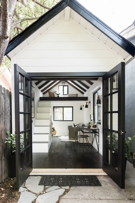 Backyard Tiny Guest House, Detached Studio, Wellness Sanctuary, Shed Guest House, She Shed Office, Contemporary Sheds, Backyard Guest Houses, Office Shed, Airbnb Ideas