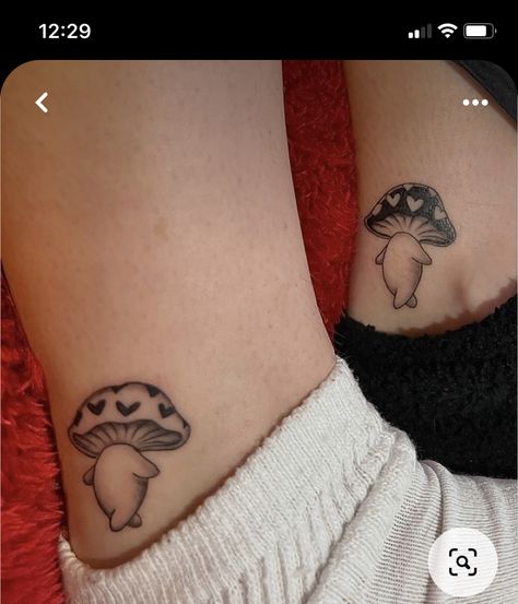 Creative Matching Tattoos For Best Friends, Heart Shaped Mushroom Tattoo, Tiny Mushroom Tattoo Matching, Mushroom With Hearts Tattoo, Mushroom Friendship Tattoos, Cute Matching Mushroom Tattoos, Trippy Best Friend Tattoos, Matching Mushroom Tattoos For Best Friends, Best Friend Tattoos Mushroom