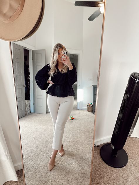 Nude Heels Outfit Work, Nude Heels Outfit, Summer Corporate, Buisness Casual Women, Lady Wardrobe, Black Work Outfit, Corporate Casual, Internship Outfit, Mom Fits