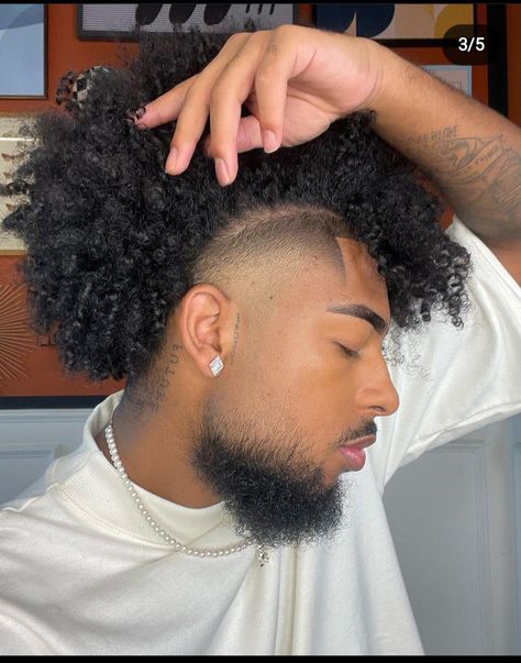 Afro Undercut Mens, Drop Fade Dreads, Taper Fade Curly Hair Black Men, Drop Fade Haircut Black Men, Afro Mullet, Afro Fade Haircut, Afro Hair Fade, Mens Twists Hairstyles, Fade Haircut Curly Hair