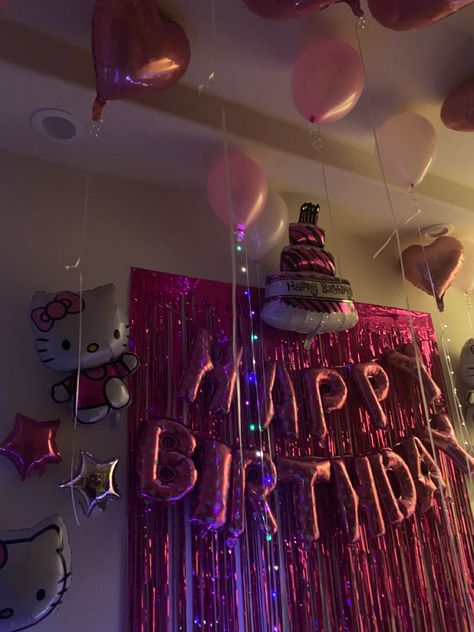 Birthday Decoration Ideas Hello Kitty, Sanrio Birthday Party Aesthetic, Hello Kitty Birthday Party Aesthetic, Hello Kitty Birthday Aesthetic, Sanrio Birthday Ideas, Hello Kitty Decorations Birthday, Hello Kitty Birthday Party Ideas Decoration, Hello Kitty Bday Party, Hello Kitty Sweet 16