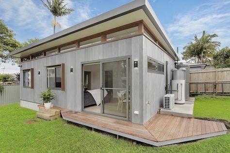 Fast, Durable and Affordable Granny Flats in Sydney — Bungalow Homes Flat Exterior, Granny Flats, Bungalow Homes, Granny Flat, House Floor Plans, Flat Design, Virtual Tour, Custom Build, Bungalow