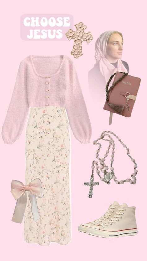 Catholic Modest Outfits, Christian Veils Aesthetic, Catholic Girl Aesthetic Outfit, Orthodox Christian Veil, Christian Woman Aesthetic Outfit, Modest Pink Outfits, Veiling In Christianity, Christian Veiling Outfits, Christian Modesty Outfits