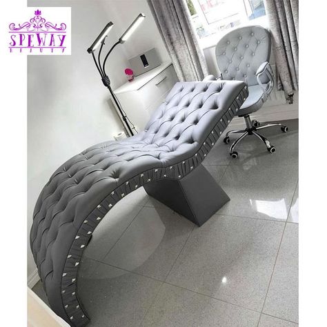 Beauty Bar Decor, Bedroom Reading Chair, Lash Room Ideas, Facial Bed, Lash Bed, Tech Room, Curved Bed, Lash Room Decor, Esthetician Room Decor