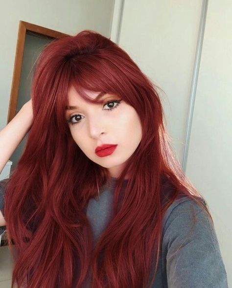 Te decimos como crear el mejor Look con cabello rojo, el tono de moda que empodera a las mujeres: Reinventa tu estilo y apuesta por llevar el «Pelo rojo corto», cabello rojo para morenas, rojo para mujeres blancas, color de cabello rojo caoba, cabello rojo con negro, melena roja, cabello rojo intenso, Qué significa el color rojo en el cabello de una mujer, cabello rojo para morenas, Bob melena roja, Pelo rojo cereza, cabello rojo cereza, Look con cabello rojo oscuro, Cabello rojo fantasía, True Red Hair Color, Died Red Hair, Poppy Red Hair, Blood Red Hair Color, Scarlet Red Hair, Red Long Bob, Red Long Hair, Bright Red Hair Color, Red Hair Makeup