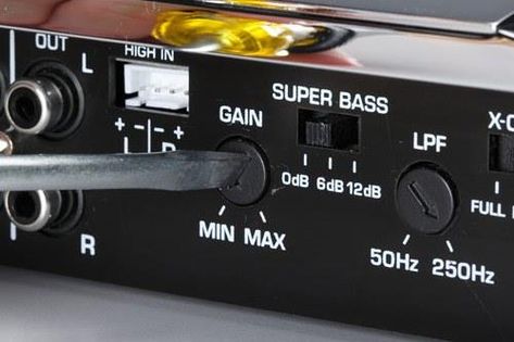 Step-by-step Instructions for Wiring an Amplifier in Your Car Truck Audio System, Spider Car, Jetta A4, Sound System Car, Custom Car Audio, Audio Ideas, Car Stereo Systems, Car Audio Installation, Car Audio Subwoofers