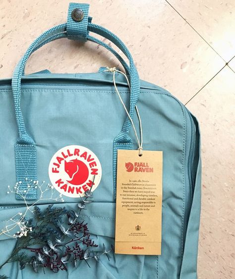 Fjallraven kanken in sky blue #bag #schoolbag #kanken #kankenaesthetic #aesthetic #backpack #school #blue #skyblue #bluekanken #cute #Fjallraven Kanken Sky Blue, Aesthetic Backpack, Bag Aesthetic, Backpack School, Birthday Board, Bags Aesthetic, Badass Quotes, Cute Keychain, Backpack Bag