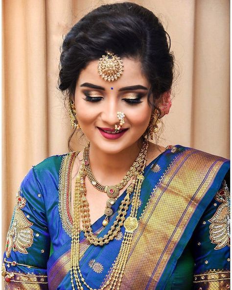 Navwari Saree Hairstyle, Navari Hairstyles, Nauvari Saree Peshwai Hairstyle, Hairstyle On Nauvari Saree, Navwari Look, Shadi Hairstyles, Marathi Wedding Saree, Kerala Bride Hairstyles, Maharashtrian Bride Look