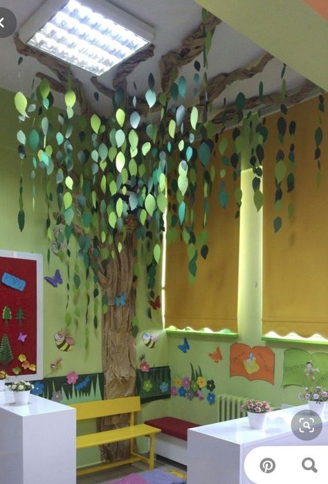 Nature Based Classroom, School Nurse Office Decorations, Classroom Tree, Diy Moss, Paper Mache Projects, Forest Birthday, Spring Classroom, Wine Cork Art, Preschool Classroom Decor