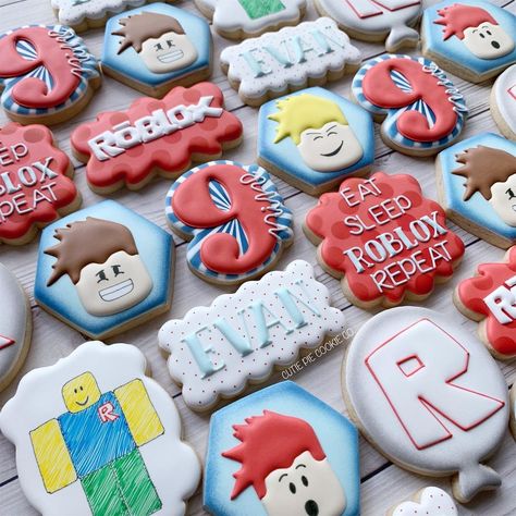 Roblox Cookies, Cookie Glaze, Robot Birthday Party, Our Gang, Roblox Cake, 5th Birthday Cake, Royal Iced Cookies, Cookies Pastry, Shark Birthday Party