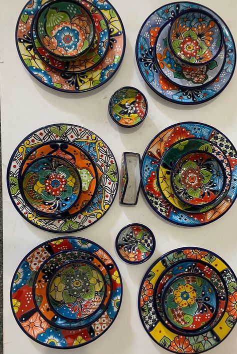 Talavera Dinnerware, Mexican Pots, Boho Things, Mexico Kitchen, Arizona House, Mexican Serapes, Mexican Ceramics, Stoneware Dinnerware Sets, Toll Brothers