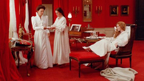 Cries And Whispers, Colorful Movie, Color In Film, Emotional Movies, Alfred Hitchcock Movies, Ingmar Bergman, Red Room, 3 Movie, Great Films