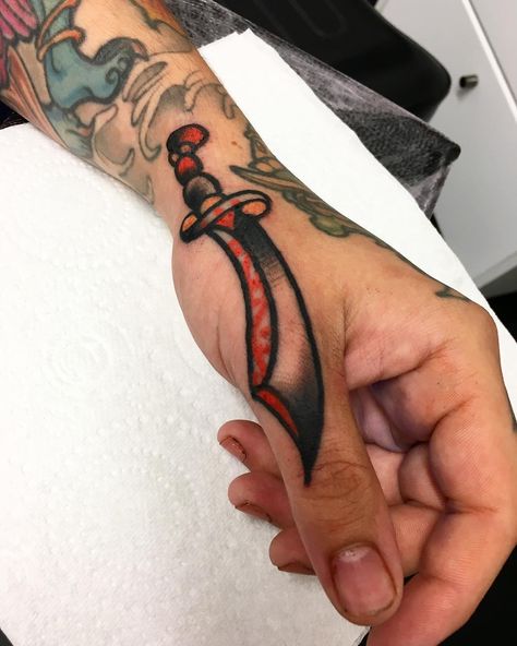 Traditional Thumb Tattoo, Side Thumb Tattoos, Thumb Tattoo, Thumb Tattoos, Tattoos Traditional, Torso Tattoos, Tattoo Traditional, American Traditional Tattoo, American Traditional