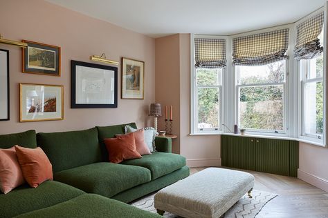 Victorian Townhouse, Cosy Living, Quiet Corner, Pink Living Room, Cosy Living Room, English House, Pink Room, Living Room Inspo, Pink Walls