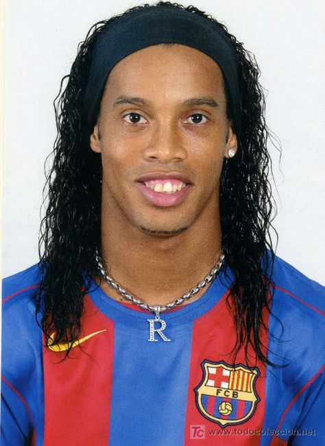 Ronaldinho Brazil, Brazilian Soccer Players, Famous Portraits, Face Images, Football Wallpaper, Bob Marley, Lionel Messi, Fc Barcelona, Dream Team