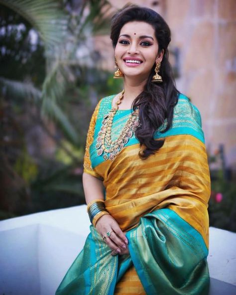 Renu Desai, Telugu Serial Actress, Telugu Heroines, Bio Data, Serial Actress, Movies List, All Movies, Tamil Movies, Telugu Movies