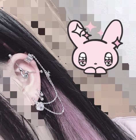 Spiked Ear Piercings, Jirai Kei Jewelry, Kei Jewelry, Piercing Inspiration, Alt Aesthetic, Pretty Ear Piercings, Jirai Kei, Cool Piercings, Ear Style