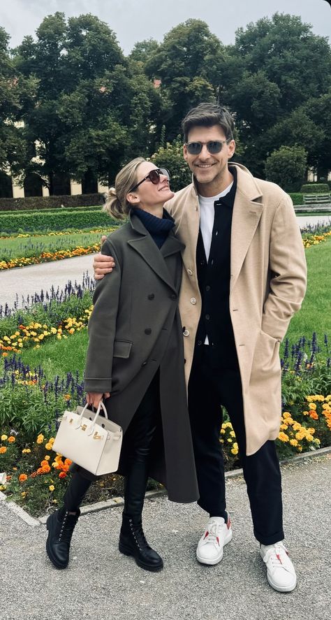 Johannes Huebl Olivia Palermo, Olivia Palermo Style Winter, Paul Grey, Olivia Palermo Winter, Olivia Palermo And Johannes Huebl, Olivia Palermo Johannes Huebl, Modern Day Princess, Olivia Palermo Johannes, Johannes Huebl