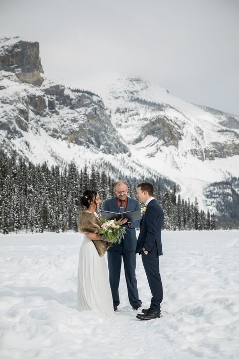 Elopement Ideas Winter, Winter Mountain Elopement, Emerald Lake Canada, Banff Winter, Colorado Winter, Winter Elopement, Large Wedding, Winter Mountain, Lake Lodge