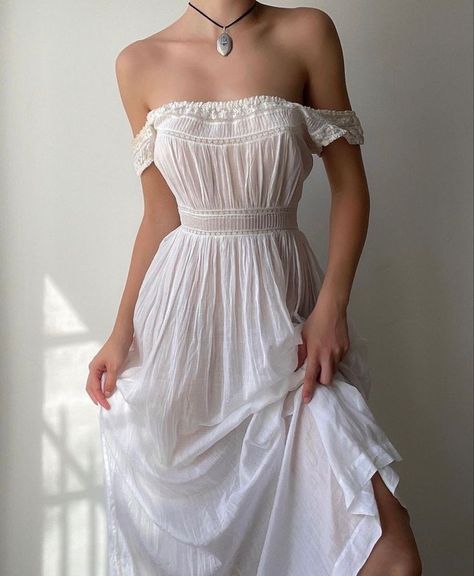 White Dress Aesthetic, Mode Hippie, Cottagecore Outfits, Dress Aesthetic, Date Outfits, Fancy Dresses, Dream Dress, Classy Outfits, Pretty Dresses