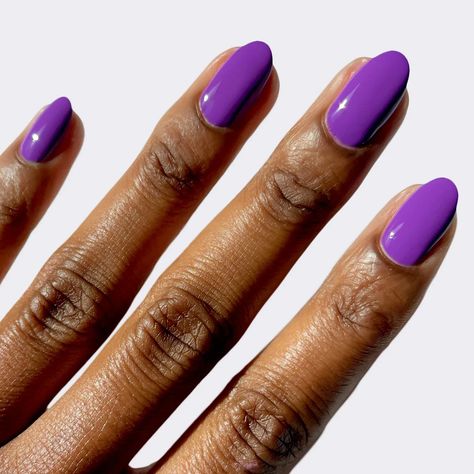 The best spring nail colors for dark skin in 2023 Spring Nails For Dark Skin, Spring Nails 2023 Black Women, Spring Nails By Skin Tone Range, Spring Nail Polish Colors 2023, Spring 2023 Nail Colors, Spring Nail Colors 2023, Spring Nails Dark Skin, Dark Spring Nails, 2023 Nail Colors