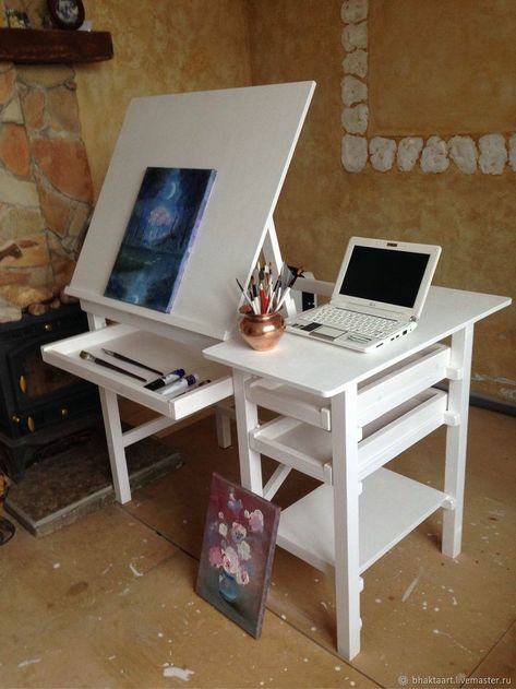 Home Art Studios, Rangement Art, Drawing Desk, Art Studio Space, Art Studio Organization, Art Studio Room, Art Studio Design, Drawing Table, Art Studio At Home