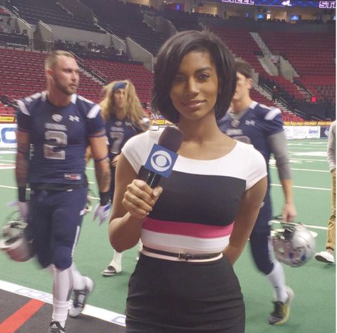 Sideline Bae: Sports Reporter Taylor Rooks Is Beautiful Blackness On Display | Bossip Tv Reporter Aesthetic, Taylor Rooks, Black Success, Entertainment News Celebrities, Black Magic Woman, Big Ten, Appreciation Post, Black Excellence, A Name